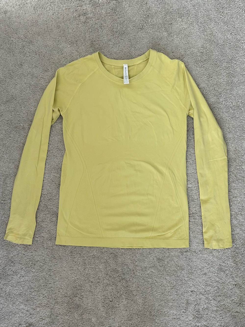 Athleta Long Sleeve Crew Top in Light Lime